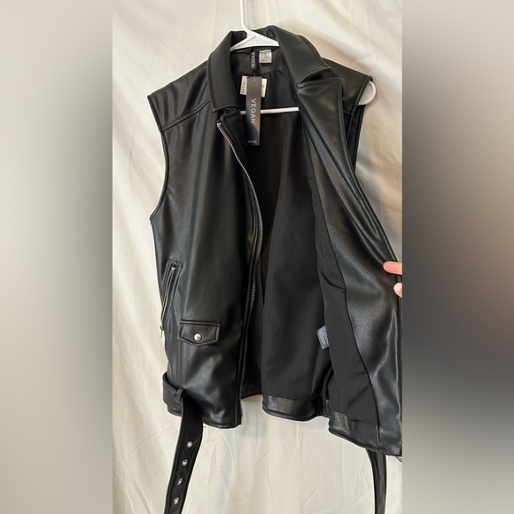 MOTO VEST - Picture 13 of 14